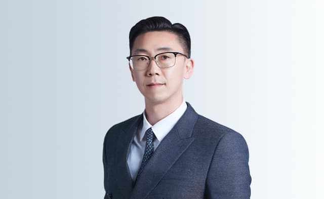 출근길 지하철에서 낯선 남성이 더듬었습니다 [법무법인 YK 칼럼]